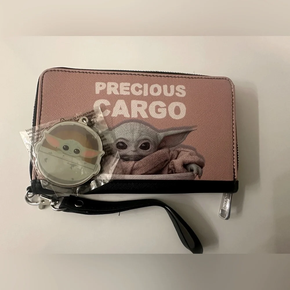 STAR WARS Precious Cargo Ladies Wallet (keychain included) NWOT - Picture 3 of 11